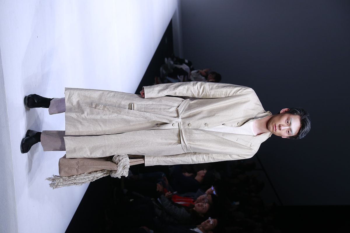 人生感悟诗：朝阳暮马弹指间，鹏征万里怎为雏