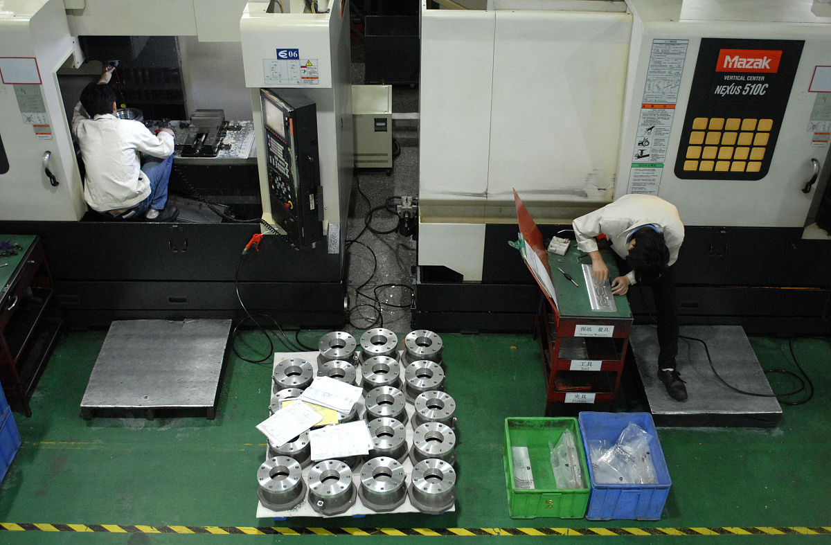 电火花小孔机的驱动器安装细节