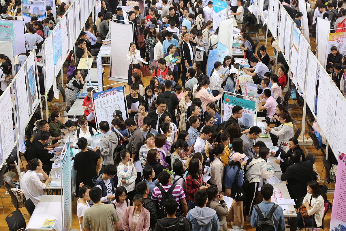 重庆市卫生技工学校招生简章 | 医学梦想起航