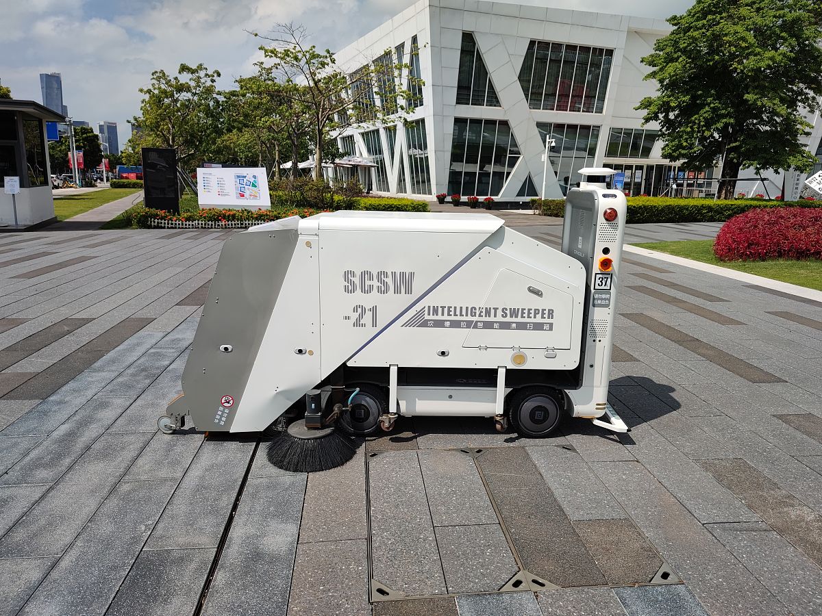 论文：高压水+机器人清洗载具