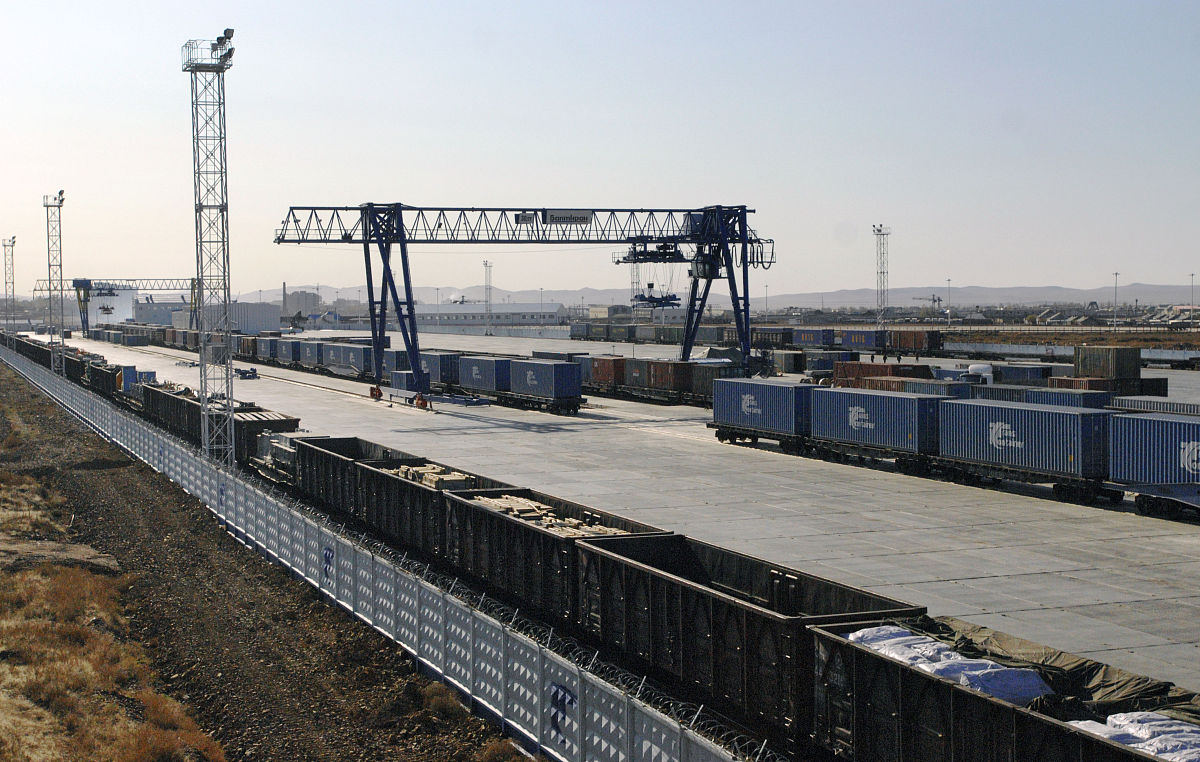 重庆公共运输职业学院2020年招生办联系电话