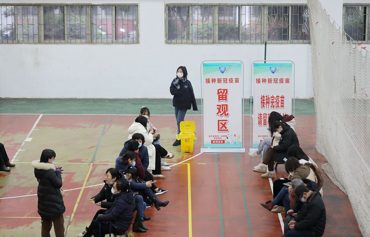 成都铁路学校：如何应对青春期叛逆