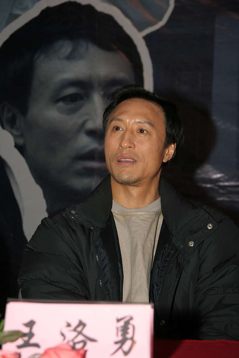 2008年12月26日,杭州,电影《a面b面》热拍.王洛勇+++_+++a面b面,热拍,