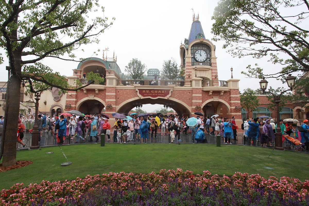 美方工程师：2010年上海迪士尼土地价格