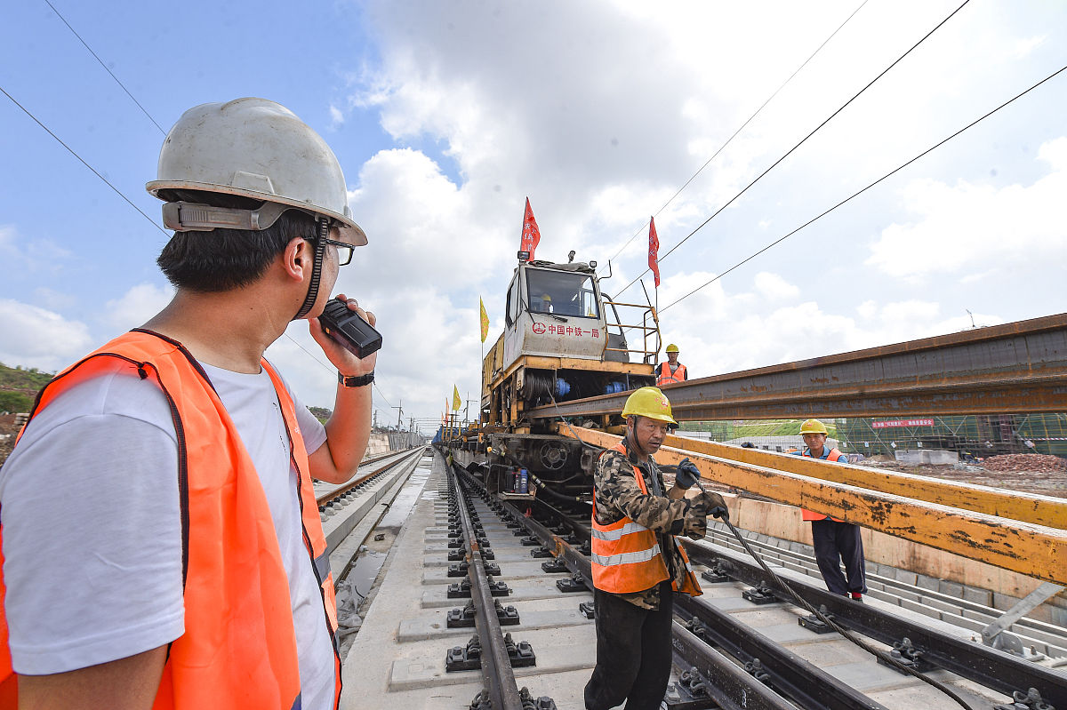 成都郫县机电工程学校铁道专业招生 - 培养铁路运输技术人才