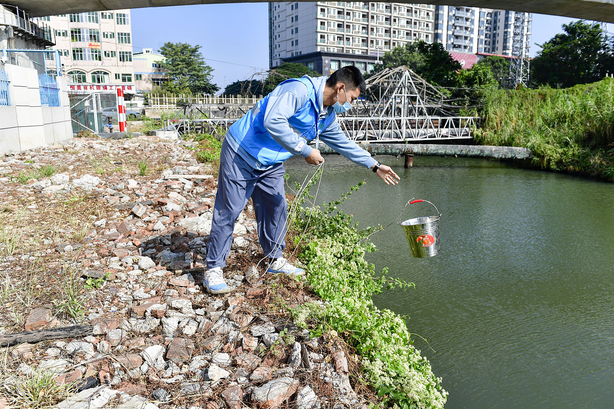 市民心声：水污染现状调查与环保行动倡议