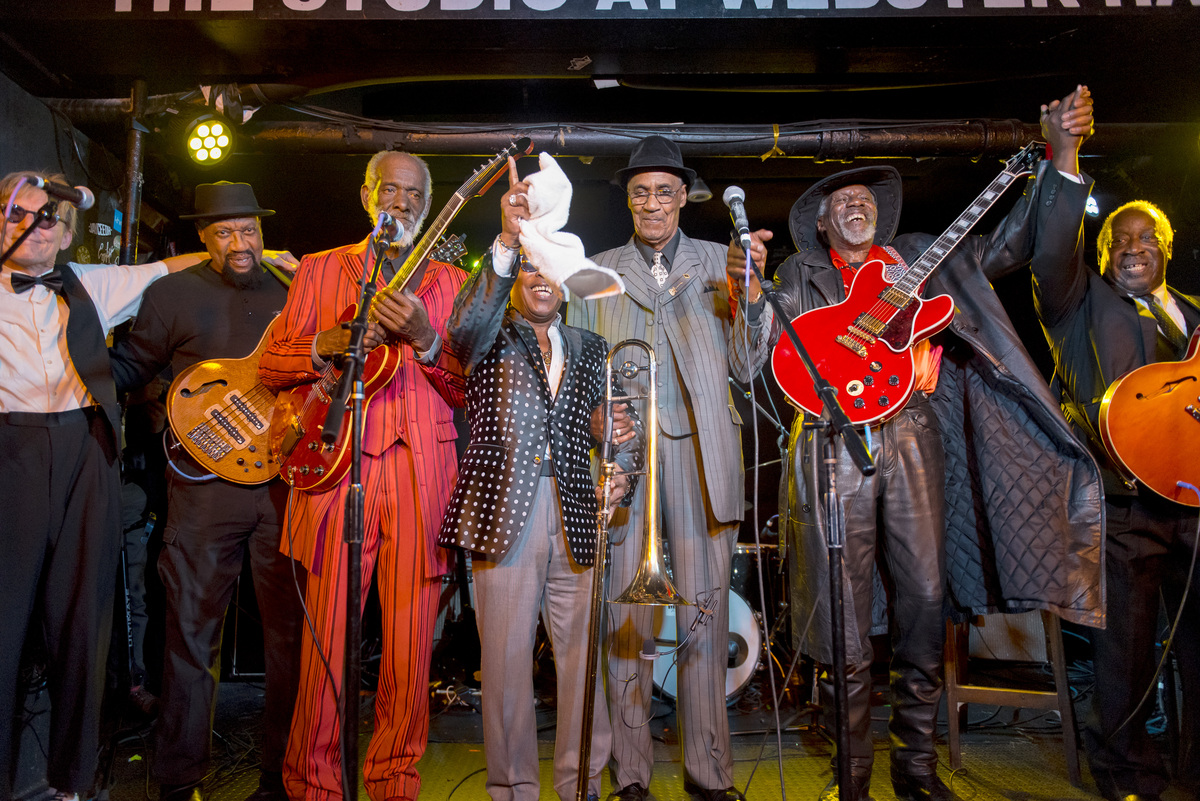 帮我列出所有的欧美男明星的英文名