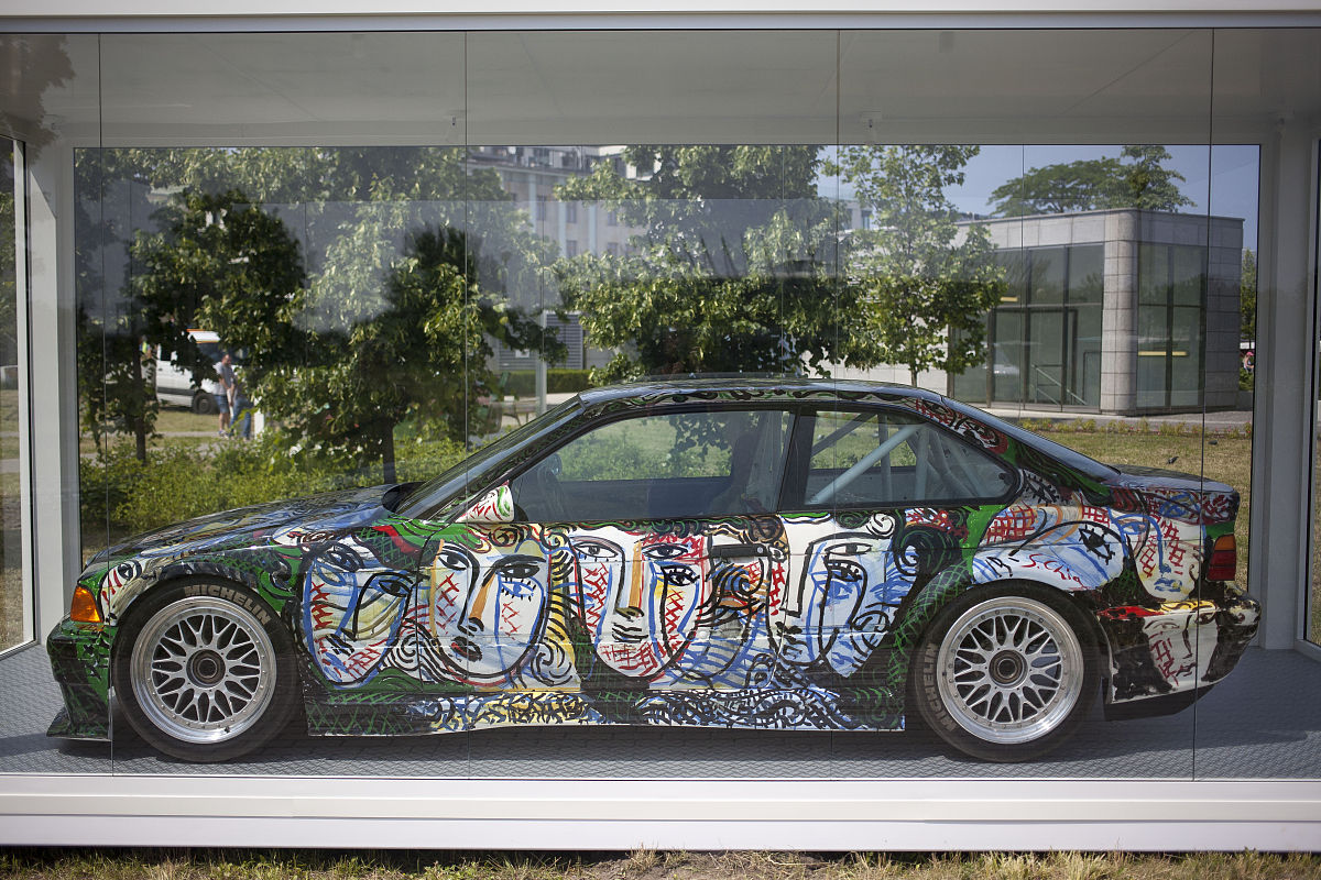当地时间2021年6月16日,波兰华沙,当地举行宝马艺术汽车展.bmw painte