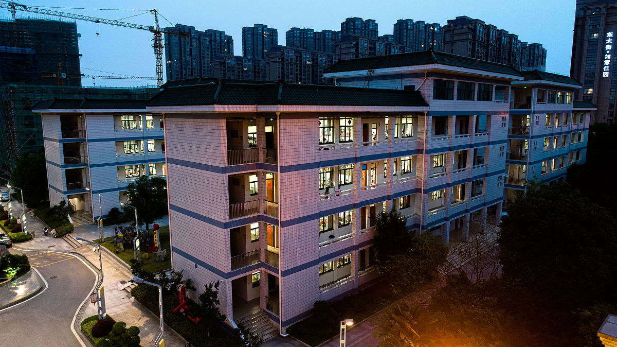 重庆龙门浩职业中学校高星级饭店运营与管理专业：招生对象、课程设置及未来发展