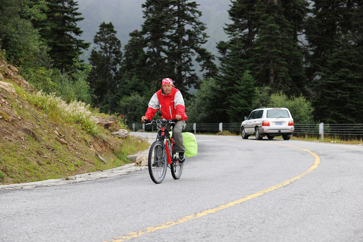 山地驾驶技巧：安全驾驶指南