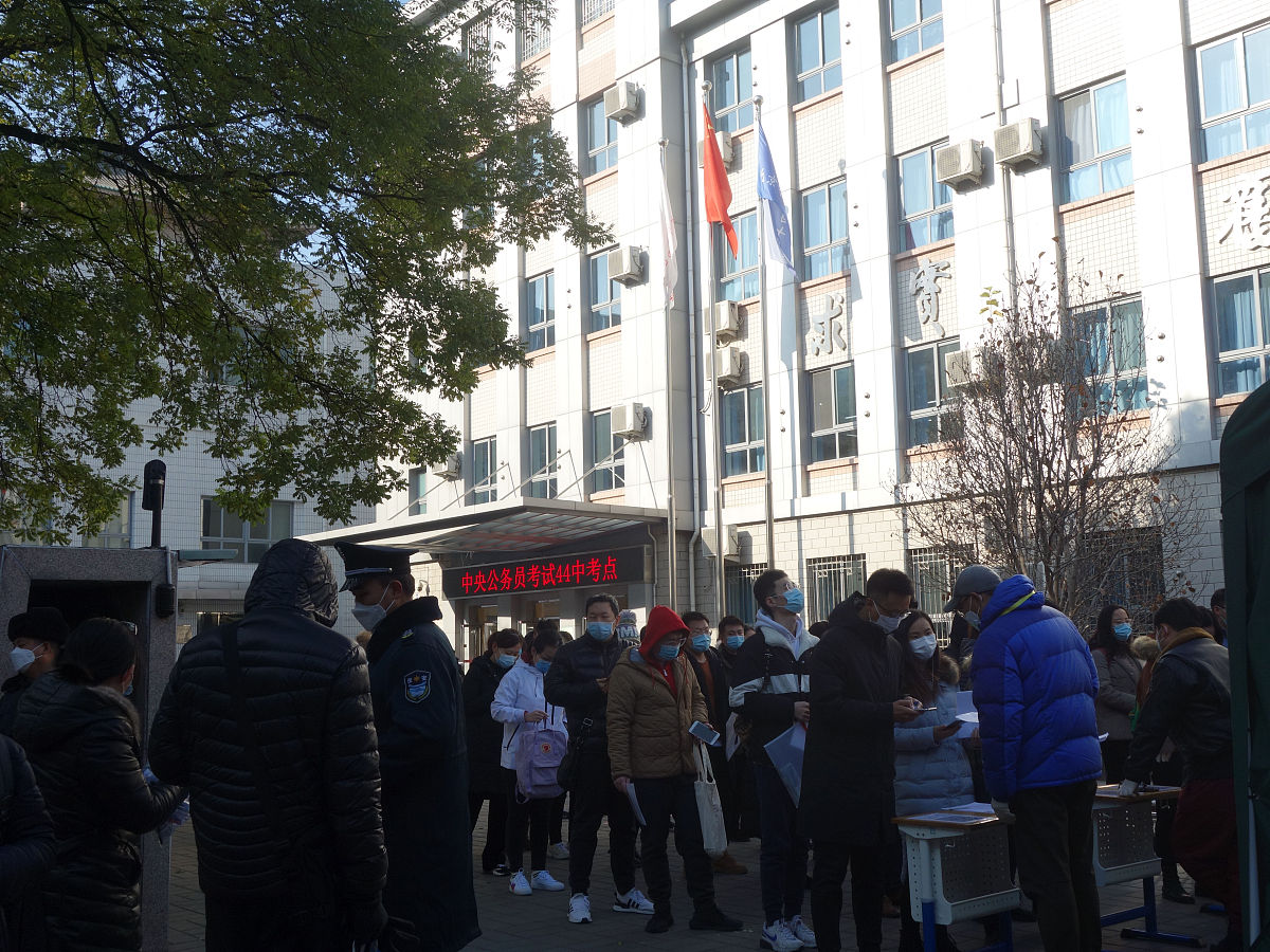石家庄冀联医学院学生可以出校门吗？
