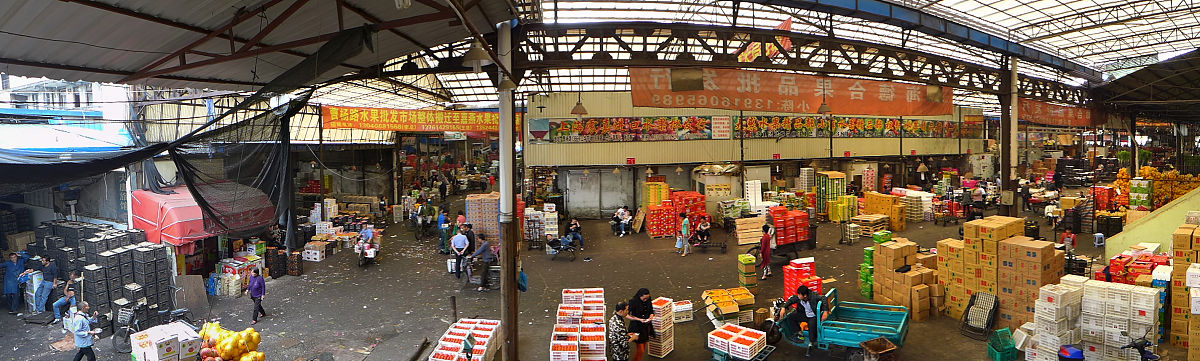 仕向け先■台湾小型市場規模■設置先■台湾小型参入ブランド■UY台湾年間企画台数翻译成中文