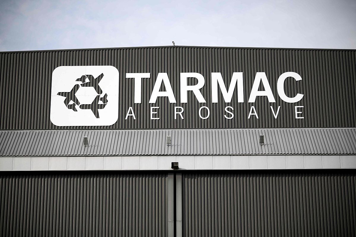 当地时间2021年2月4日,法国西南部azereix,tarmac aerosave公司的标识