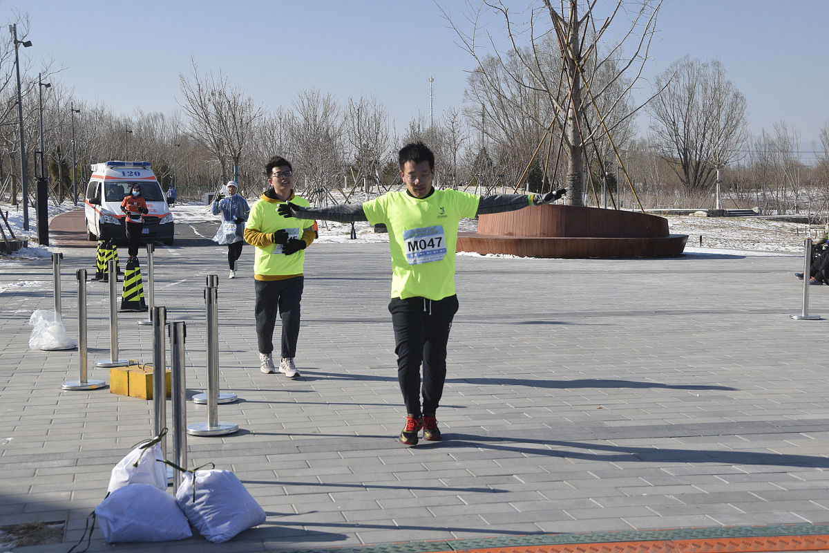 老员工结合自身经历讲解心得体会