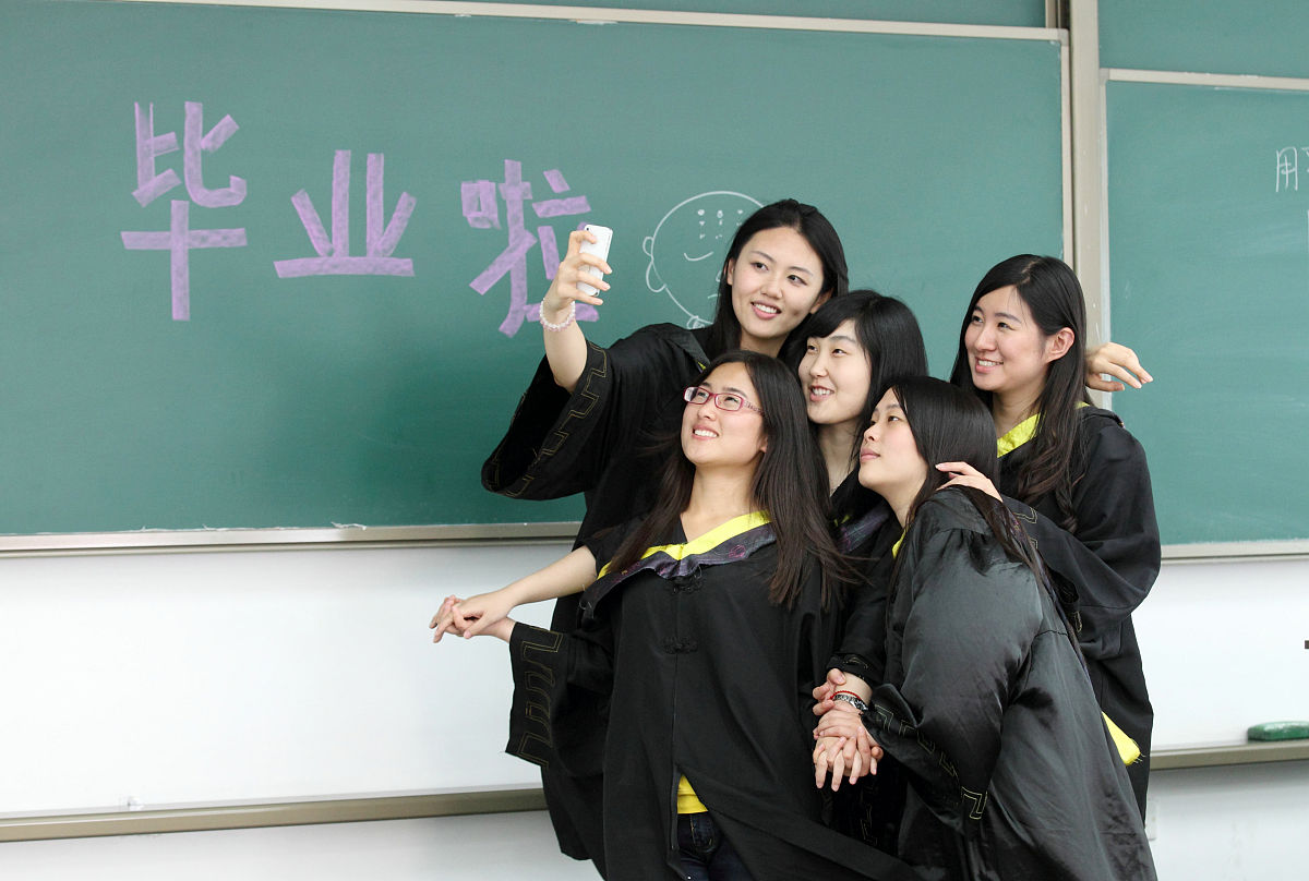 初中毕业的男生可以学习幼师专业吗