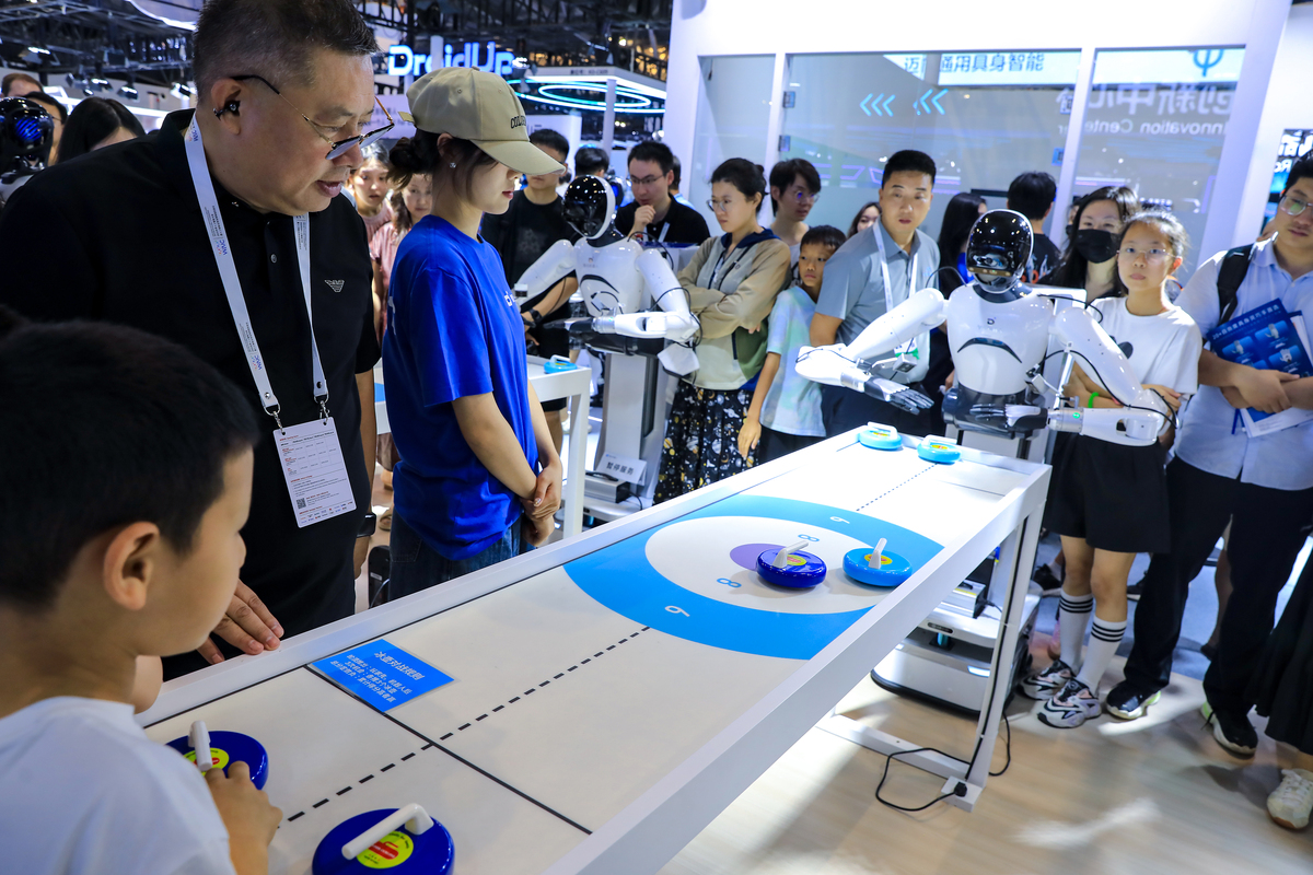 计算机科学与技术专业参加校内外科普或科技周等活动的2000字创新活动训练报告