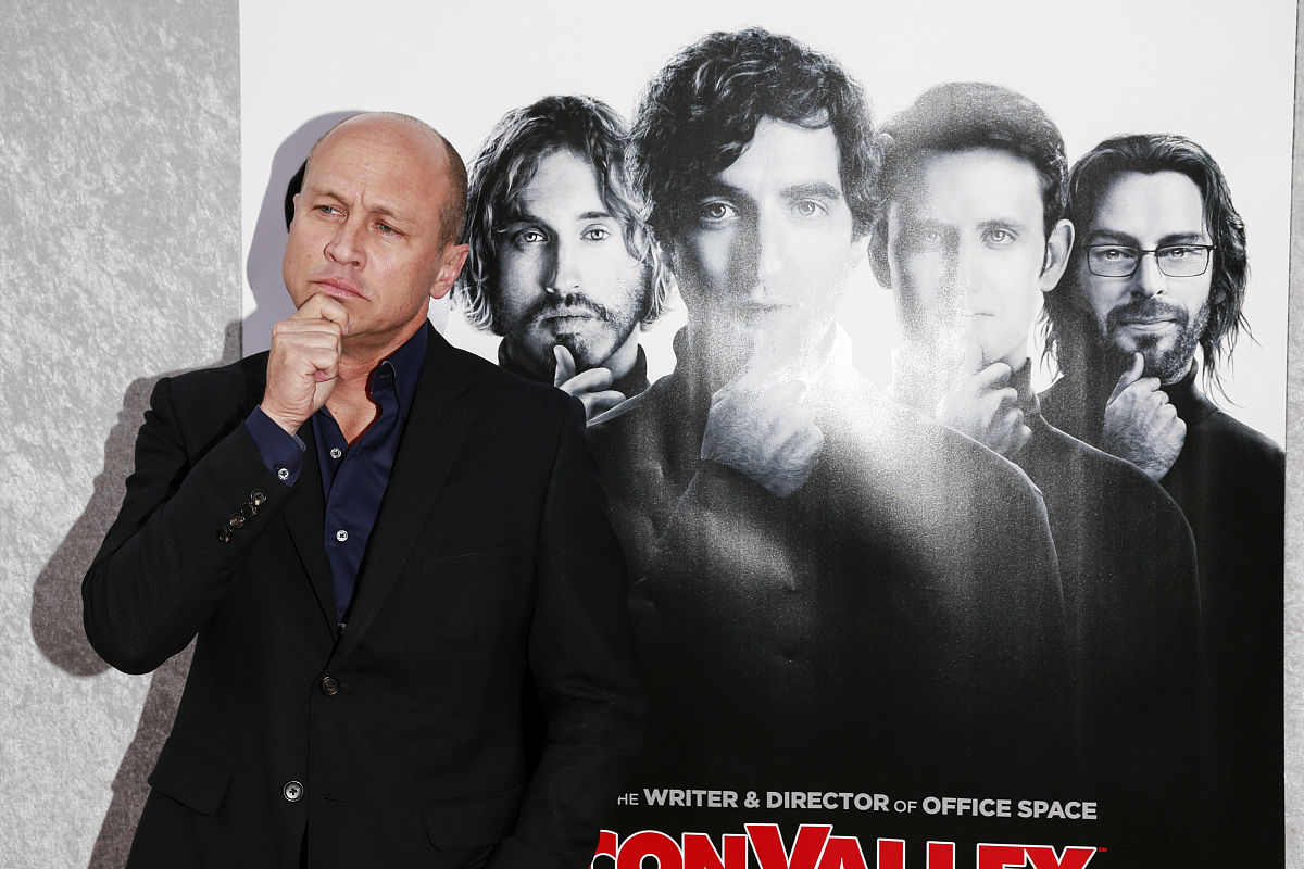 《窃听风暴》影评：政治与贪婪的角力，安东尼·霍普金斯演技炸裂