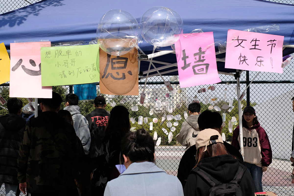 武汉女生上什么卫校好？2022年卫校选择指南