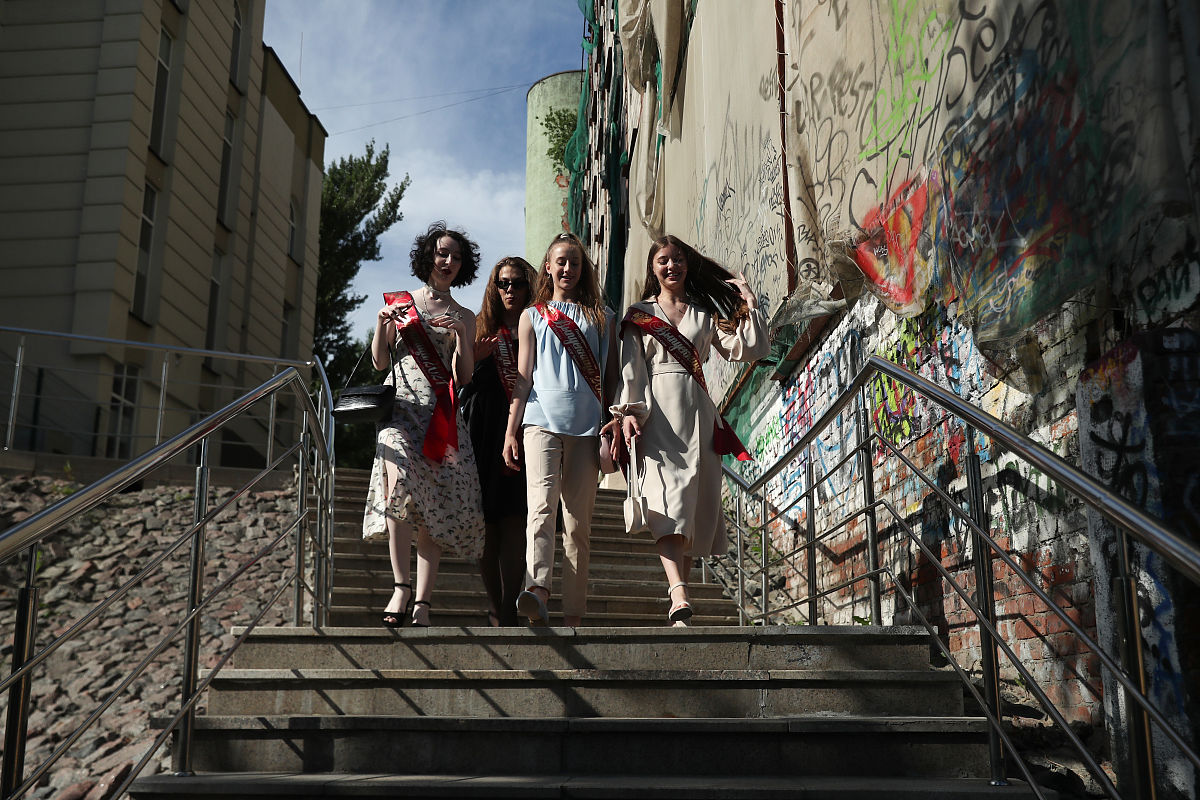 3/7 的分数单位是什么？ - 解释及举例