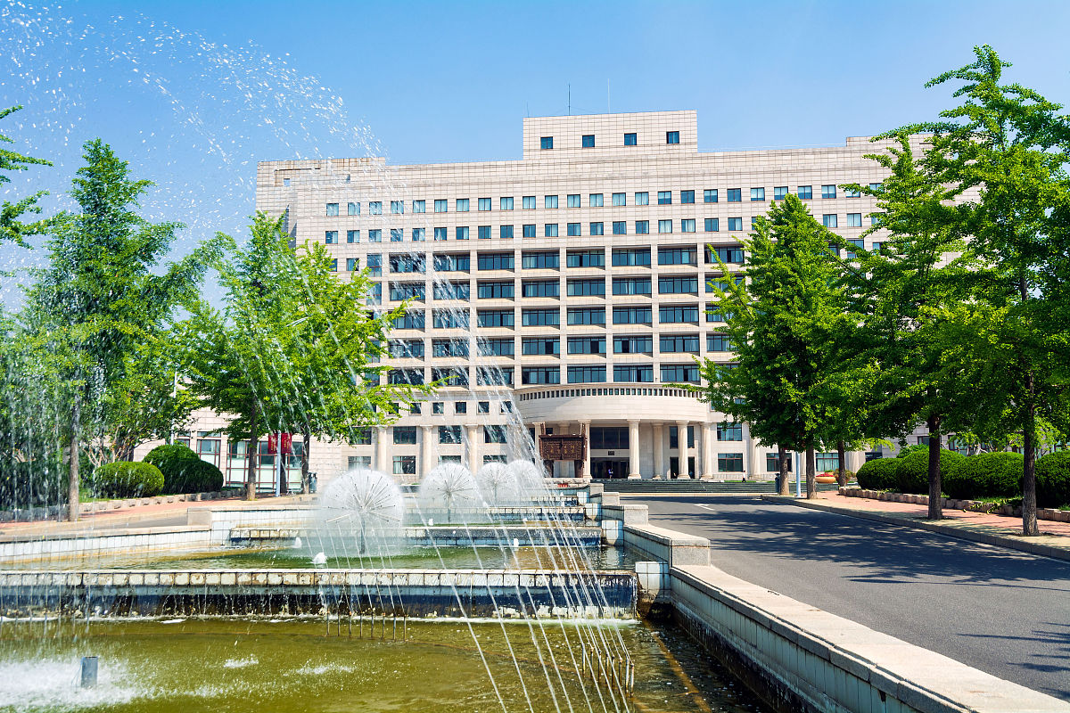 黑龙江农垦职业学院师范教育分院招生老师联系方式 - QQ 和电话