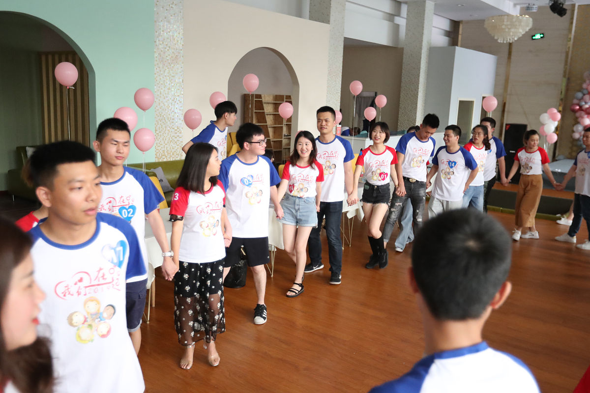 相亲聊天不怕冷场！和女生这样找话题，轻松打开心扉