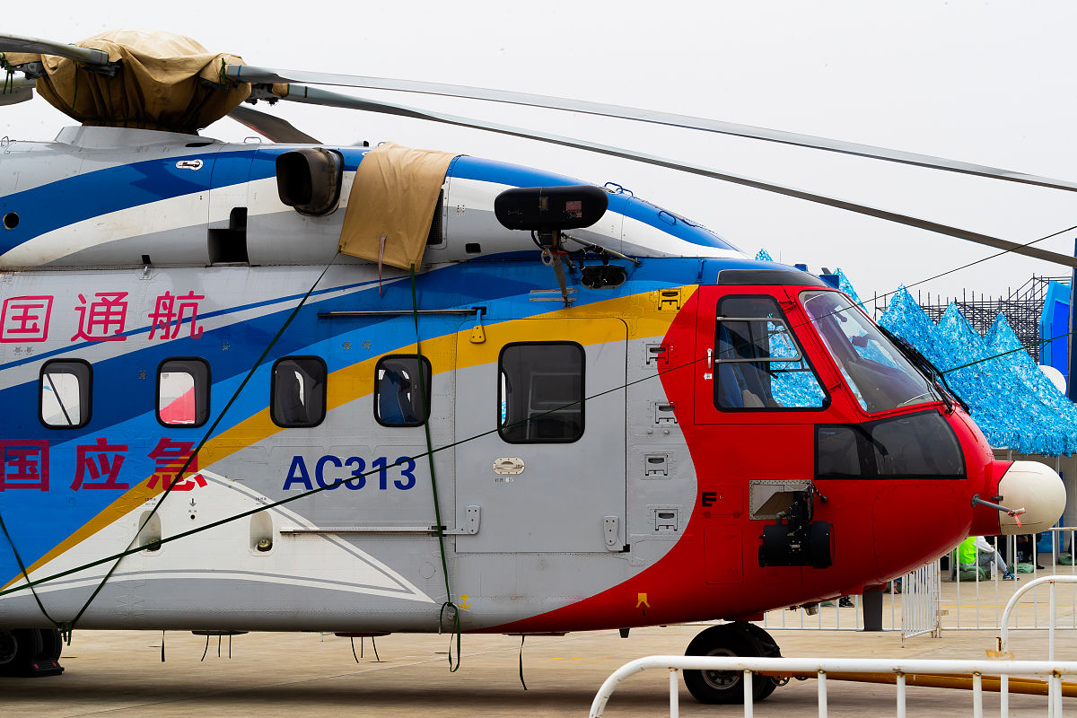 昆明中专学校招生 - 云南航空学校在哪里？