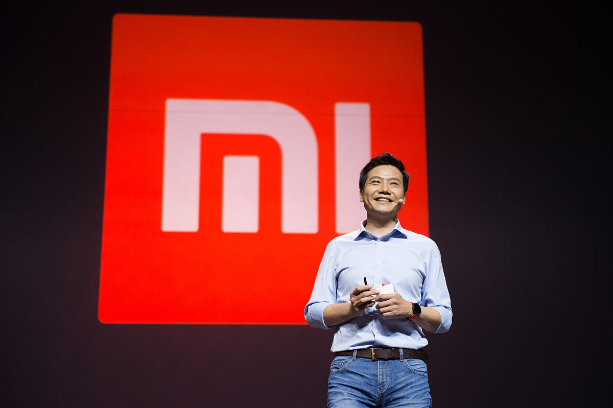 雷军icon退出小米智能科技公司写一篇报道雷军小米公司的创始人和首席执行官日前宣布将退出小米智能科技公司并不再担任董事长一职。据悉雷军将在未来几个月内逐步退出该企业并计划将更多的时间用于其他领域的投资和创业。他表示他对小米智能科技公司未来的发展充满信心相信该公司会继续保持良好的发展势头。小米智能科技公司成立于2019年是小米旗下的一个全新业务板块致力于开发人工智能、物联网等领域的创新产品和解决方案