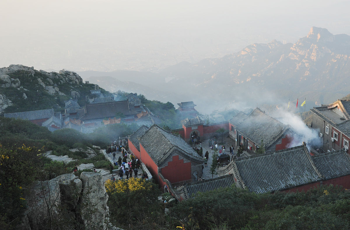 岱鳌山之旅：感受中国山水与文化之美