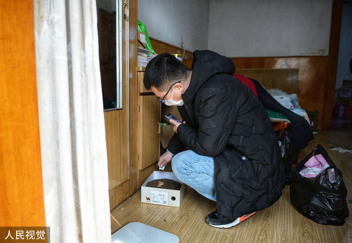 (如需下载使用,请务必署名:红星新闻 王效/人民视觉)2020年1月30日,武