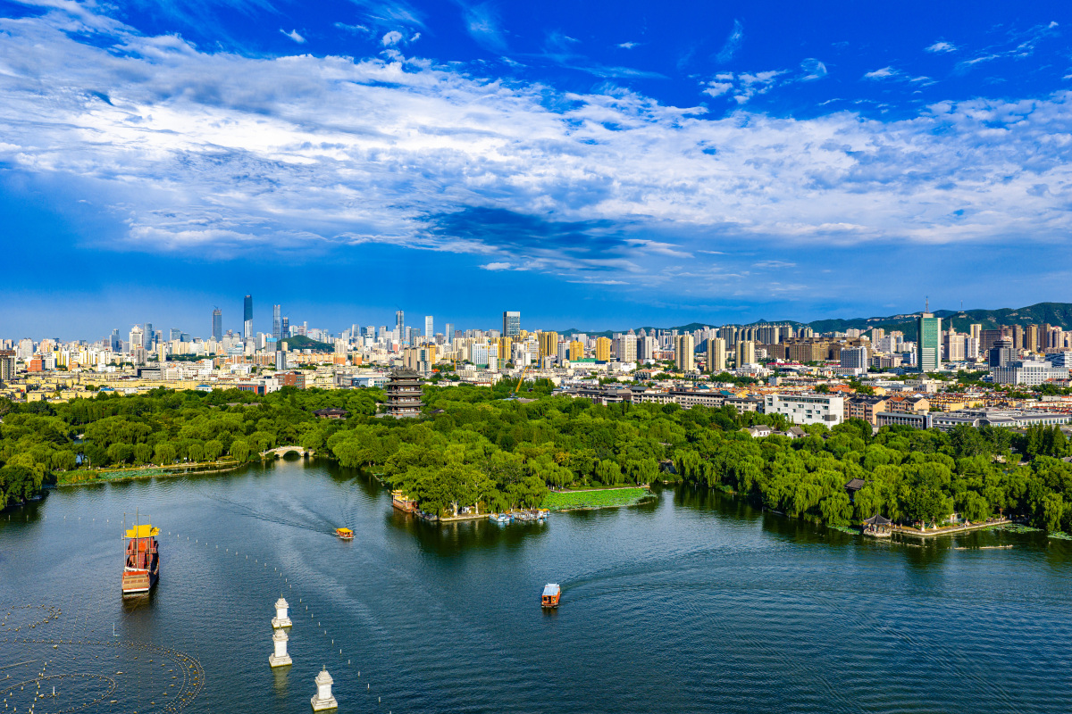 济南的媒体曝光平台有哪些 济南媒体曝光求助热线是多少 要求：创建一篇1500至2000字的解决方案