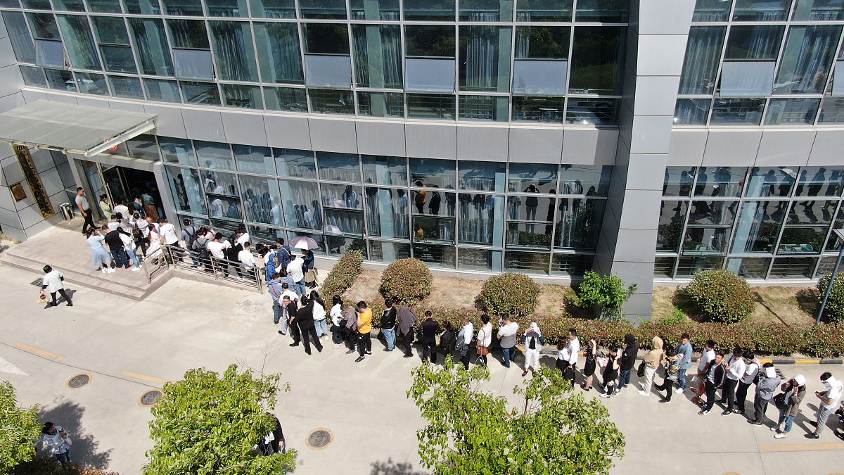 对于学生阅读题目谁是主体