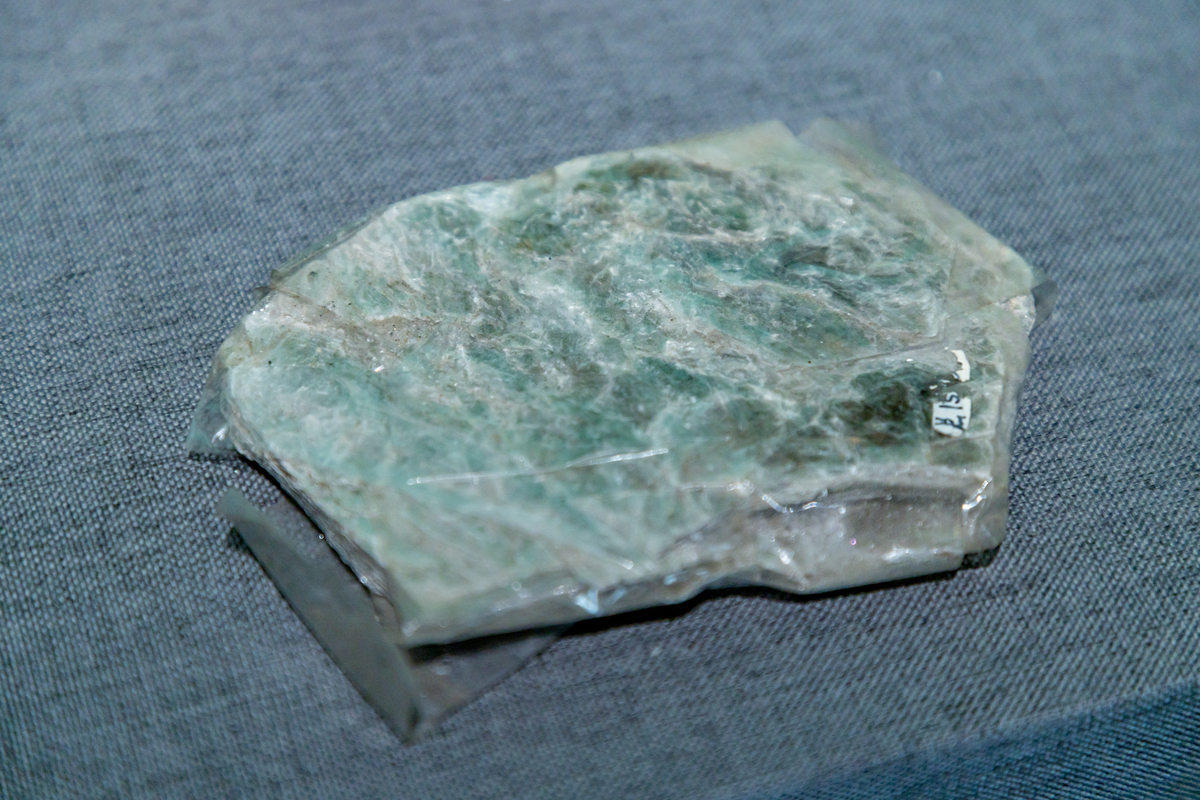 白云岩手标本：特征、用途及辨认