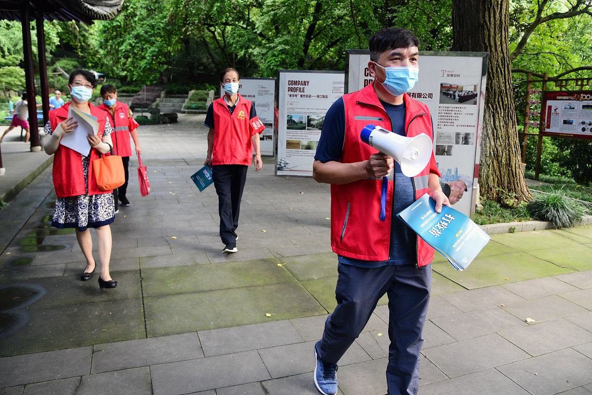 请帮我写一份在2021年6月我曾经投身于防疫志愿服务活动的简述