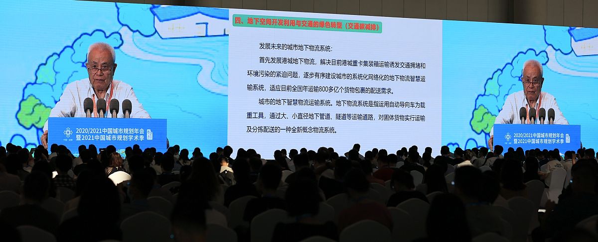 成都2021年200分能上卫校吗？- 卫校录取分数线解读