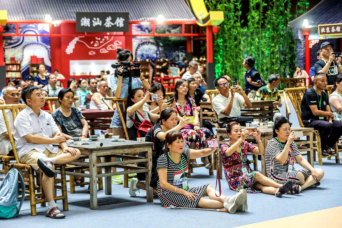 乐山第一职业中学开设了哪些专业