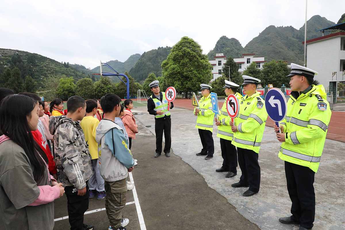 曲靖农业学校2019年五年一贯制大专报名咨询方式
