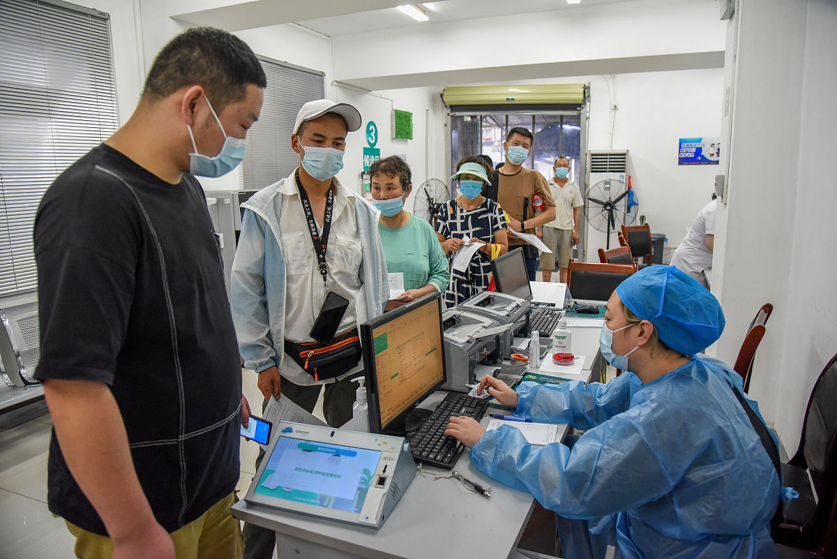 重庆卫校毕业好就业吗？| 解读重庆卫校就业前景