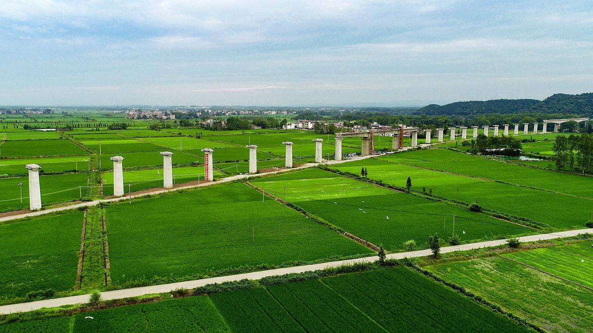 成都专业铁路学校推荐：培养铁路人才的摇篮