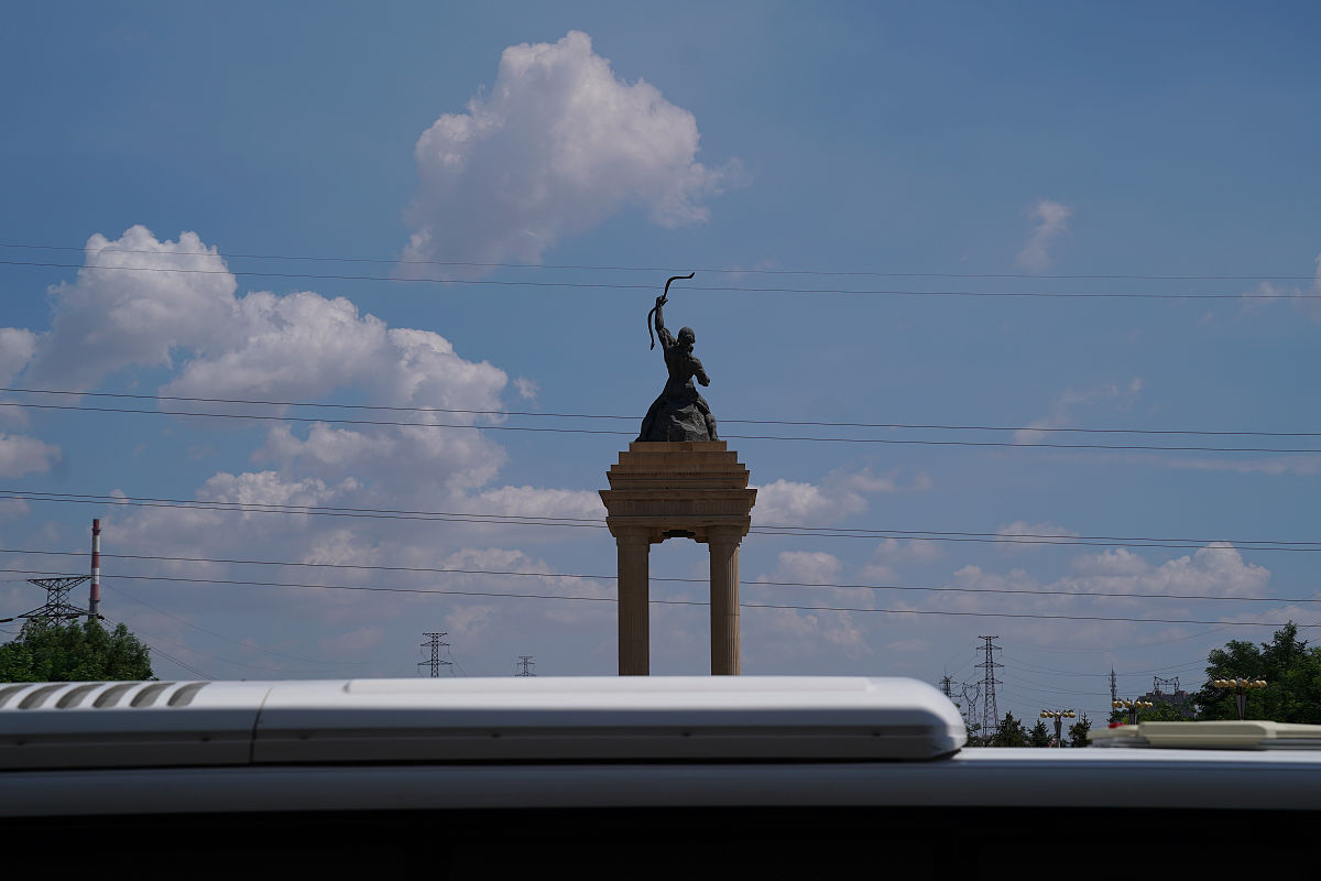 文献分析助力TK集团安全生产管理平台项目进度管理研究