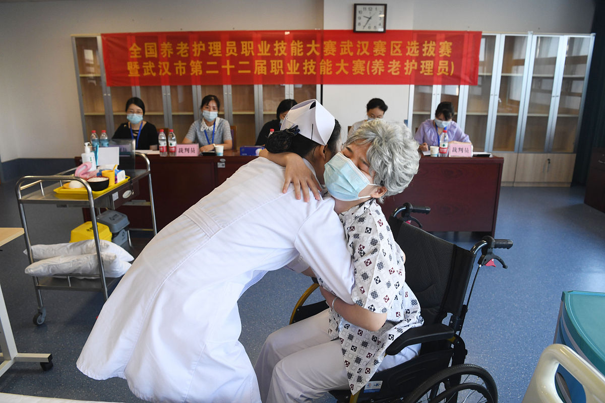 贵阳护理职业学院药学专业好不好学？