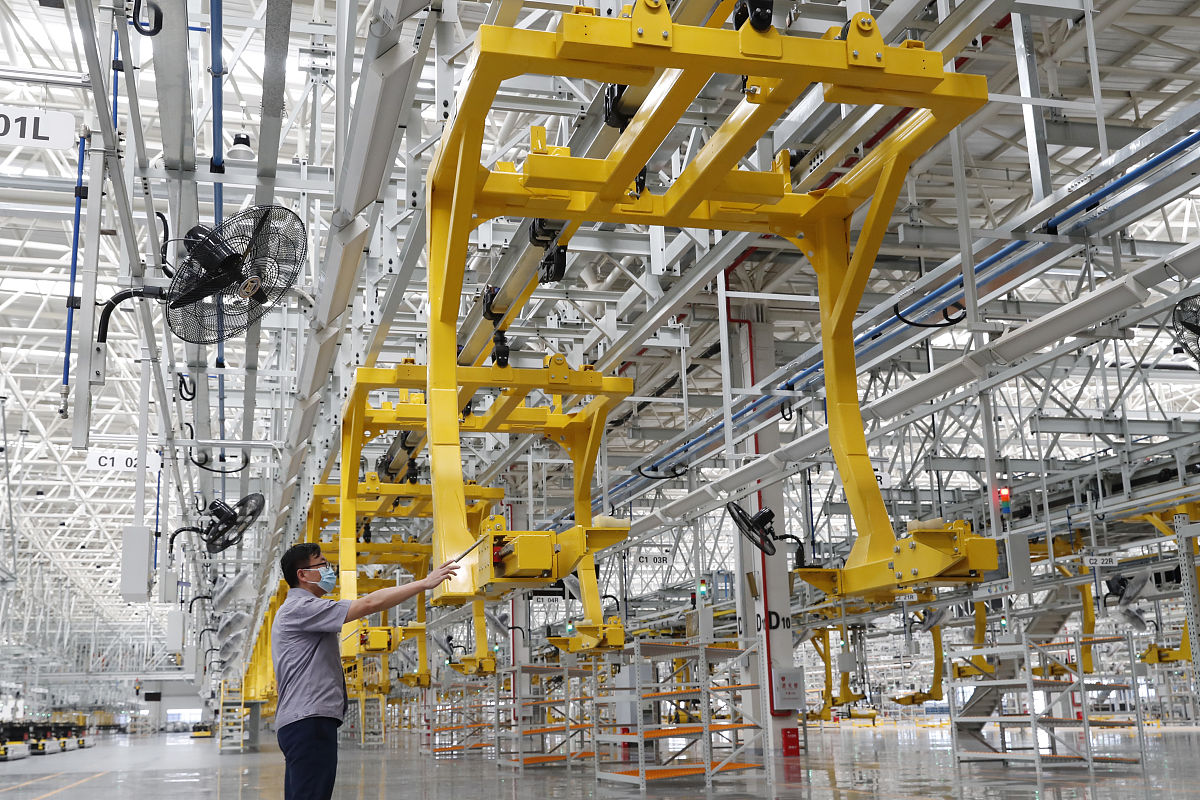 暖通设备安装实习第五天报告 - 学习空调设备安装和调试