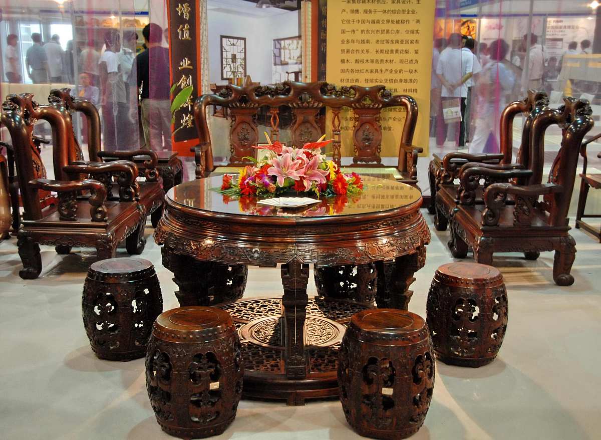 2008年6月12日,为期4天的第十三届中国国际家具(夏季)展览会在大连世