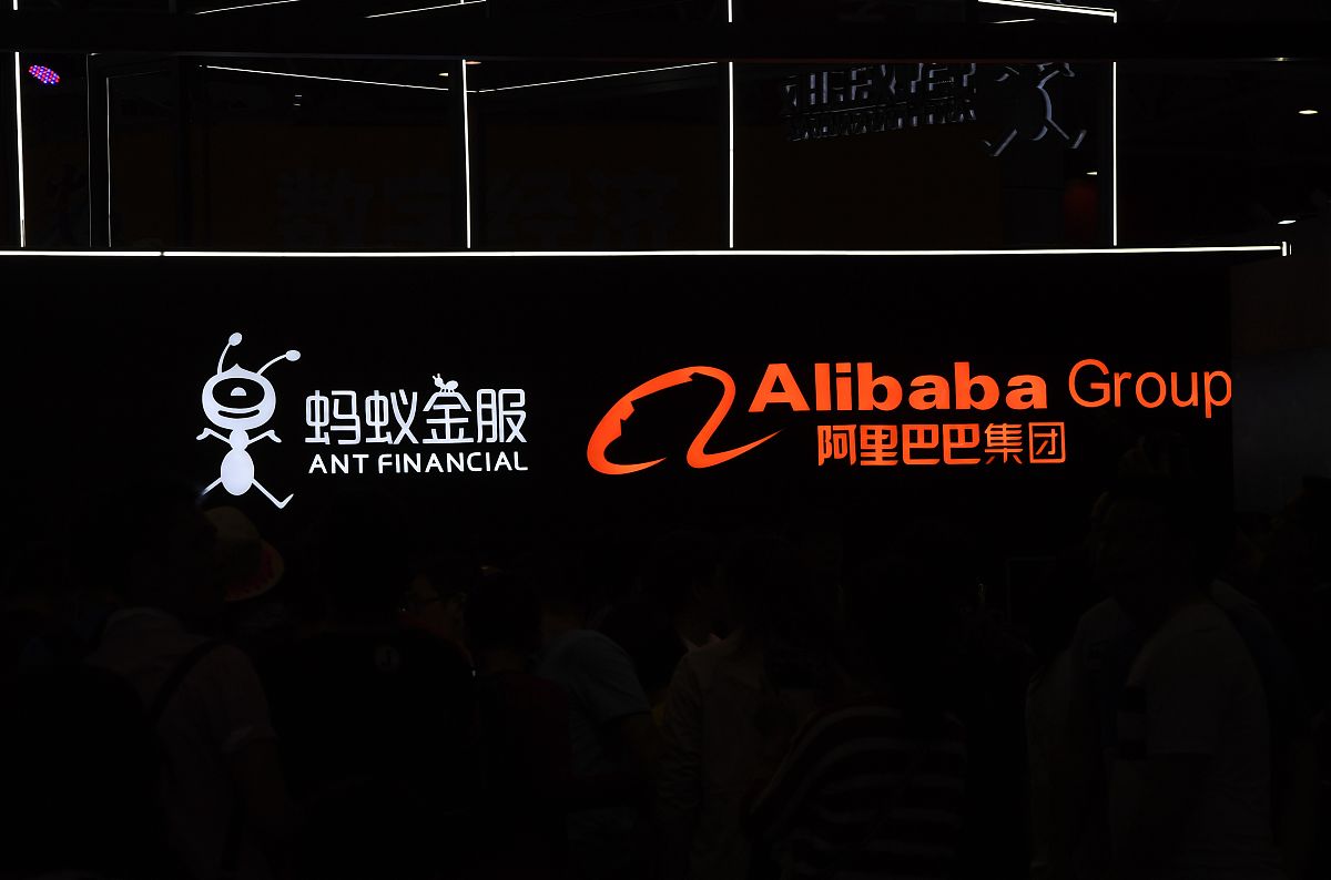 阿里巴巴：中国电子商务巨头，全球领先的在线和移动商务平台