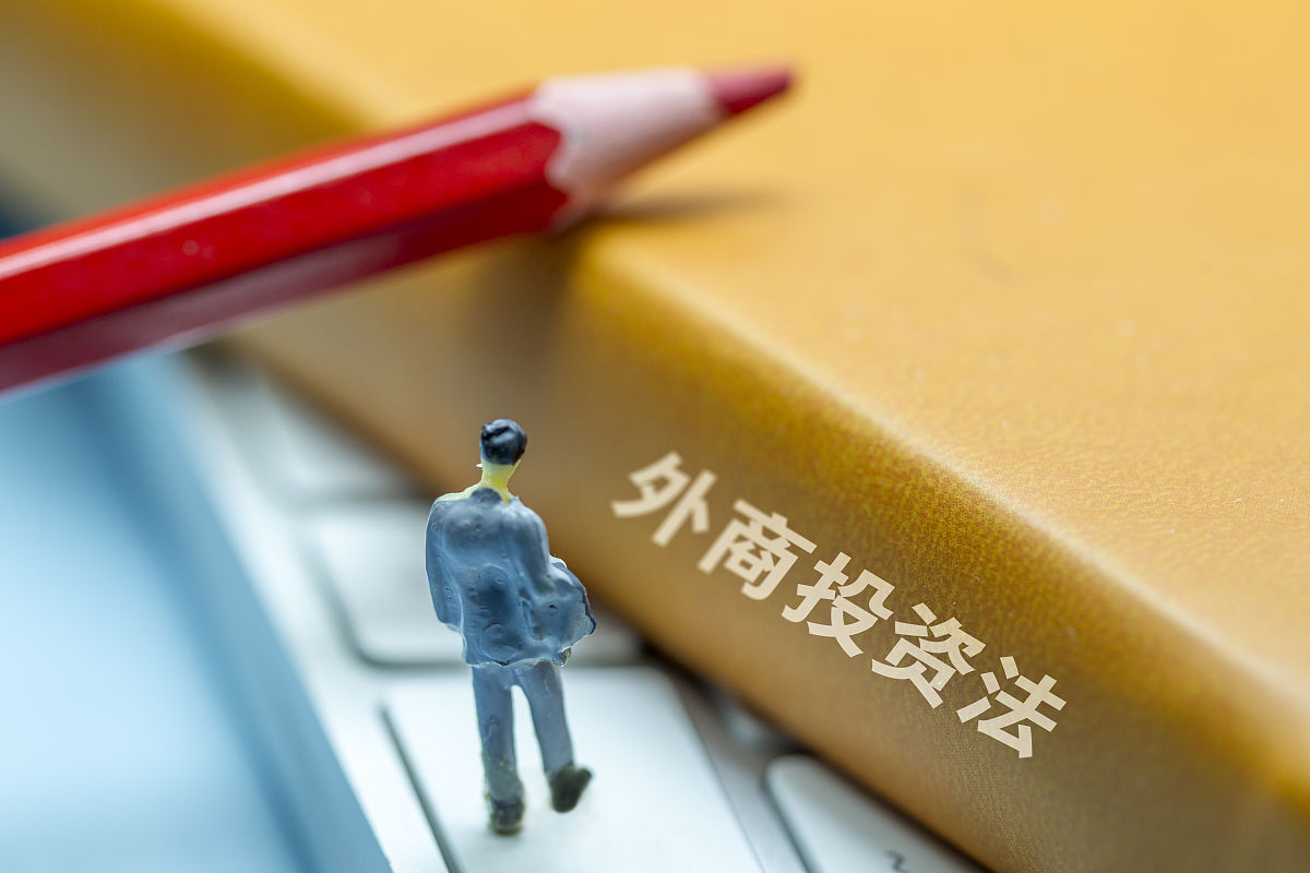 会计信息披露的项目不具体的原因写成一段话400字左右