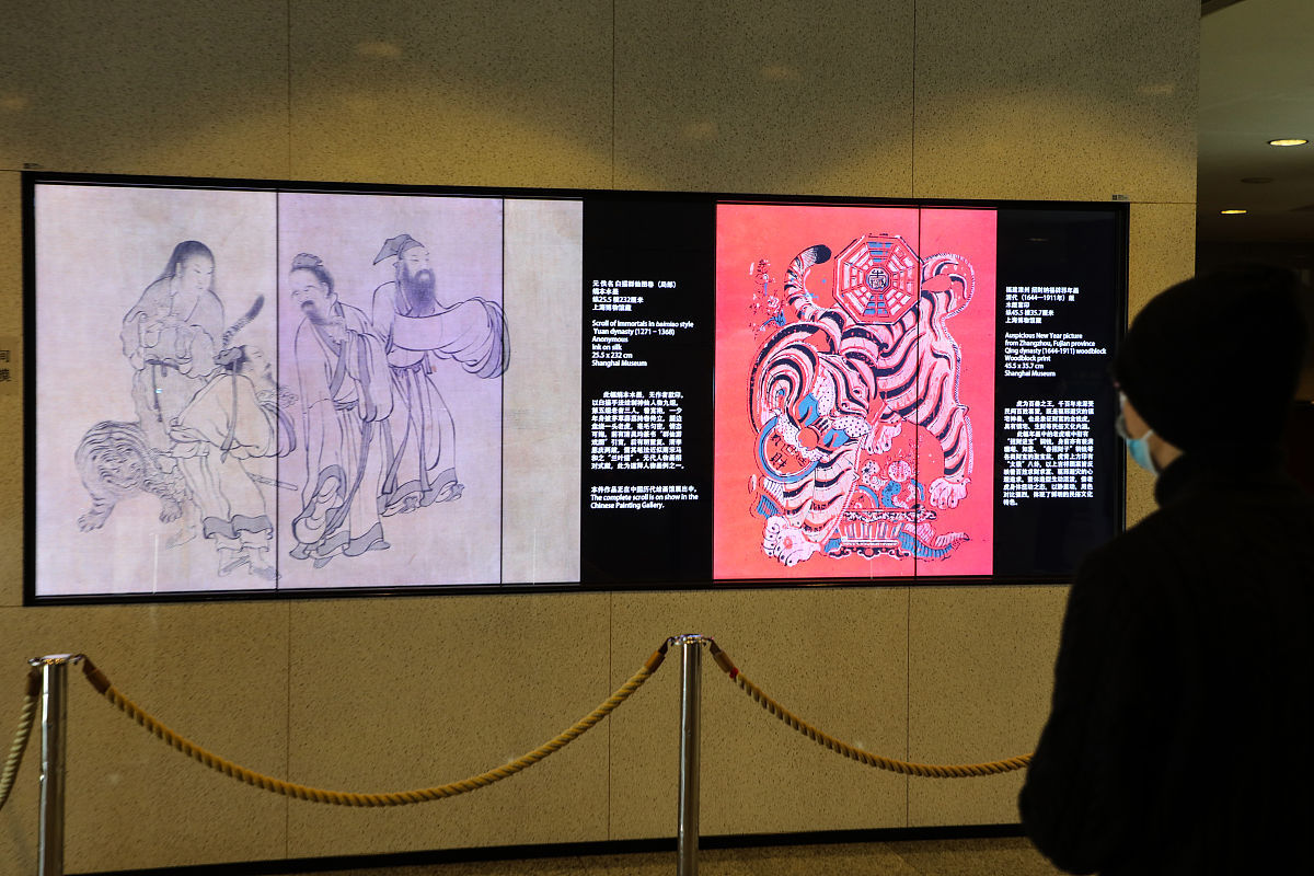 我们也叫墨玉是一种珍贵而稀有的充满神秘色彩贵气十足的高档翡翠色沉如墨缅甸人称其为情人的影子港台人又称其为成功男人的影子可想而知它受欢迎的程度了。墨翠实际上并非黑色是很深的绿色。由绿辉石或碱性角闪石或者次生的氧化物所致。