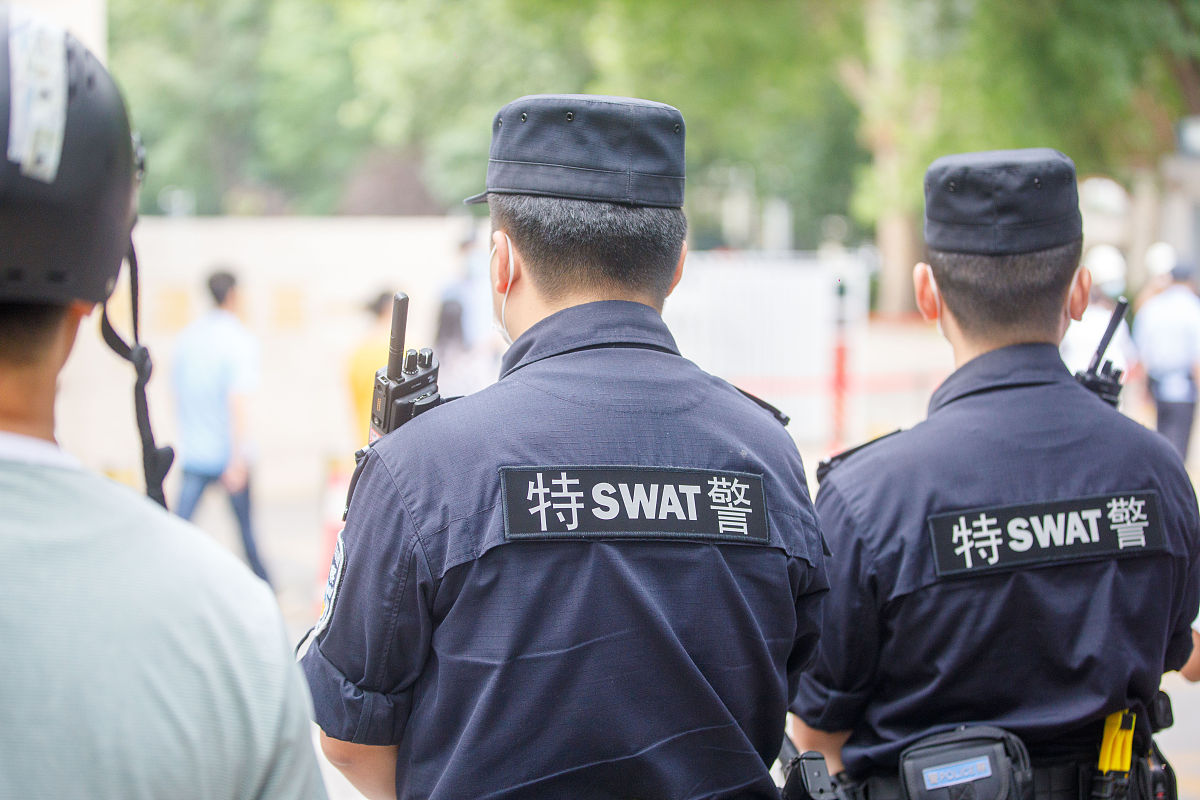 浙江高考生分数640分左右想报考法律专业或外语专业请问国内可以报考哪些大学以后想从事外交方面的工作