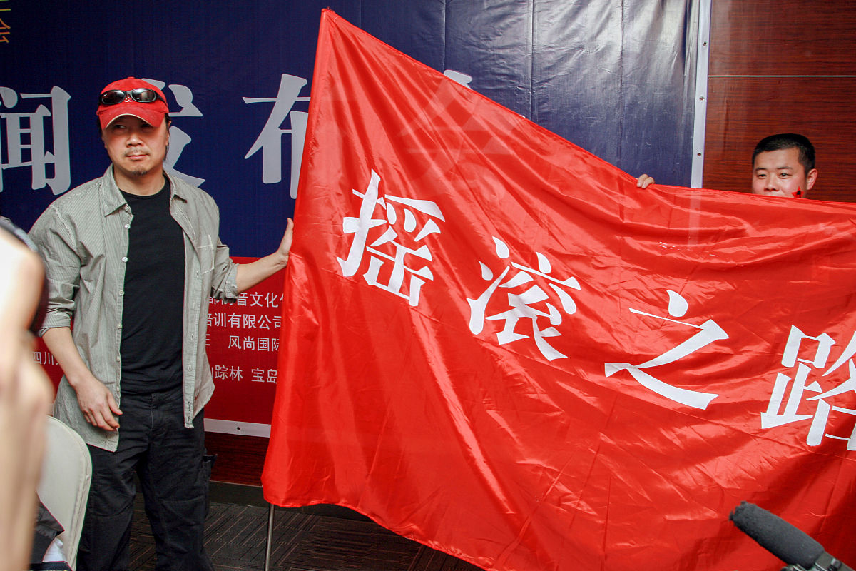 你好呀我叫杨敬华 今年24我有什么爱好呀