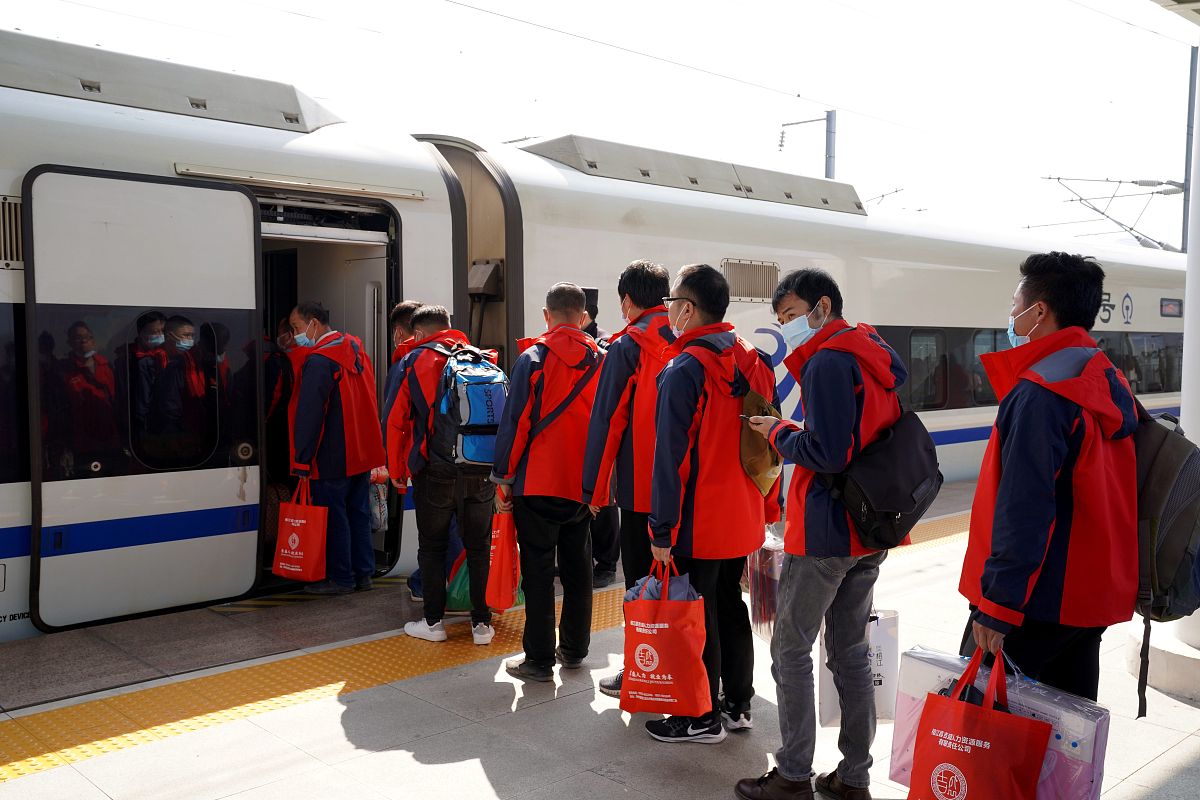 贵州高铁学校的校园环境怎么样