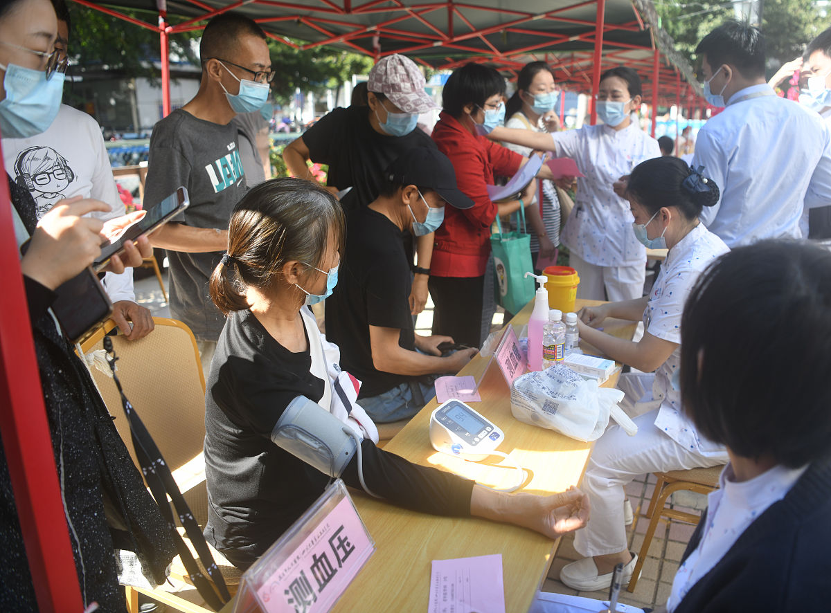华西医院文化分析：百年历史与四层次文化特点
