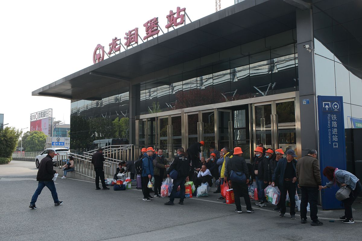 贵阳高铁学校毕业生就业优势解析：为什么他们能顺利就业？